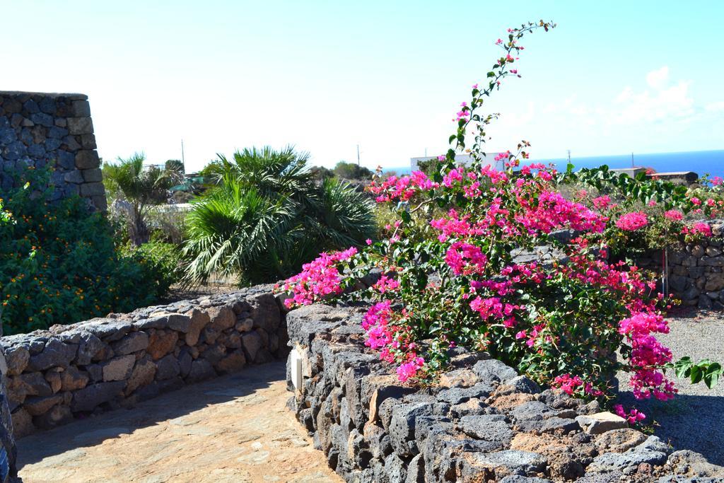 Dammusi Sotto Le Stelle Villa Pantelleria Luaran gambar